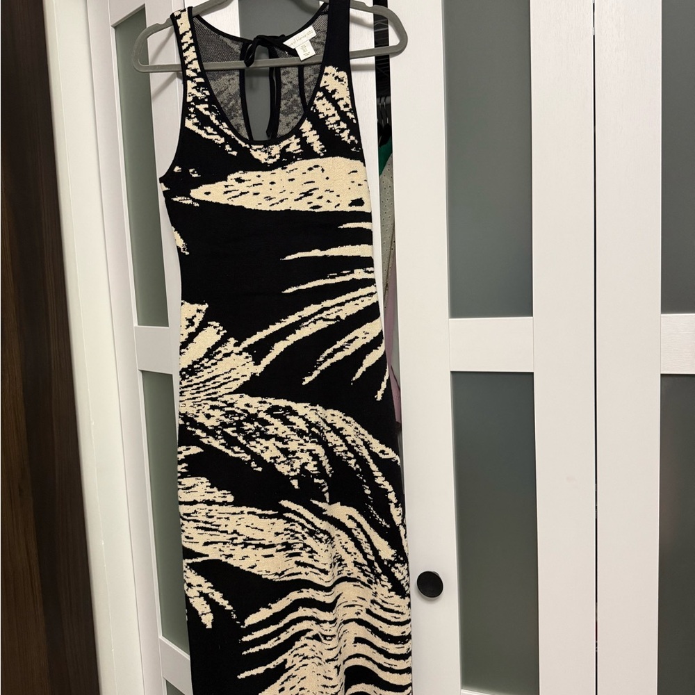 House of Harlow 1960 Black and Cream Maxi Dress